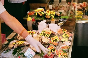 Surganya makanan seafood di Jepang. (Instagram/@ashley_corb)