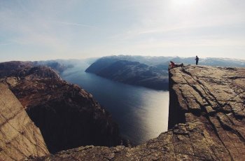 5 Tips Agar Berani Bertualang ke Tempat Wisata Baru