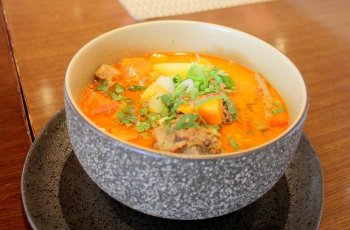 Kuliner di The Royal Restaurant (guideku.com/Arendya)