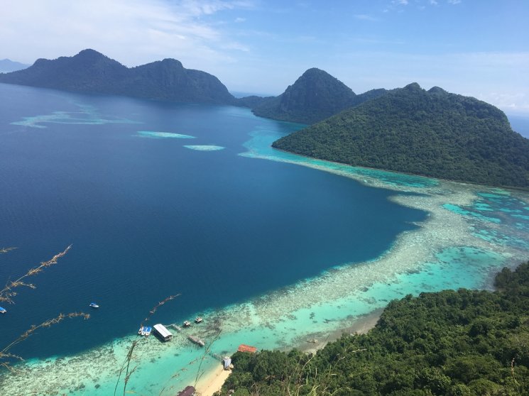 Pulau Bohey Dulang. (Instagram/@lohzenyee)