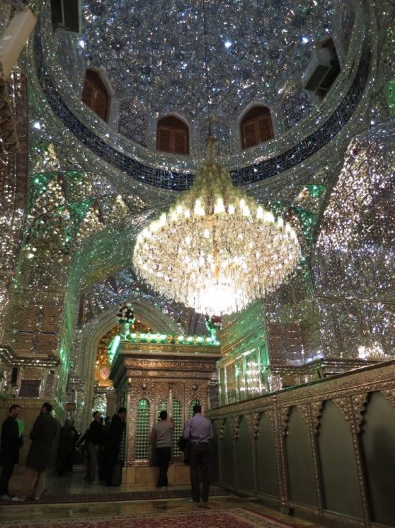 Shah Cheragh (Rambling Feet)