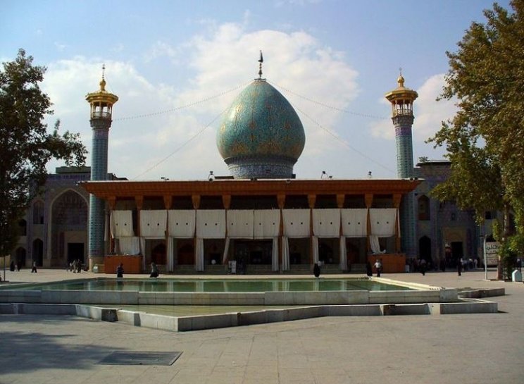 Shah Cheragh (Wikipedia)