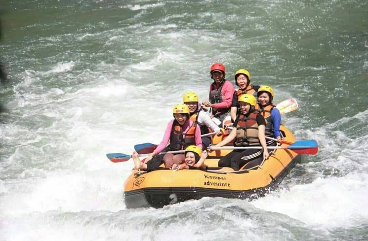 Deretan Destinasi Rafting yang Memacu Adrenalin di Tanah Jawa. (Instagram/@magelanggayeng) 
