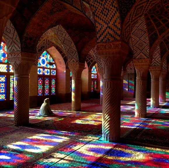 Masjid Nasir al-Mulk (Wikipedia)