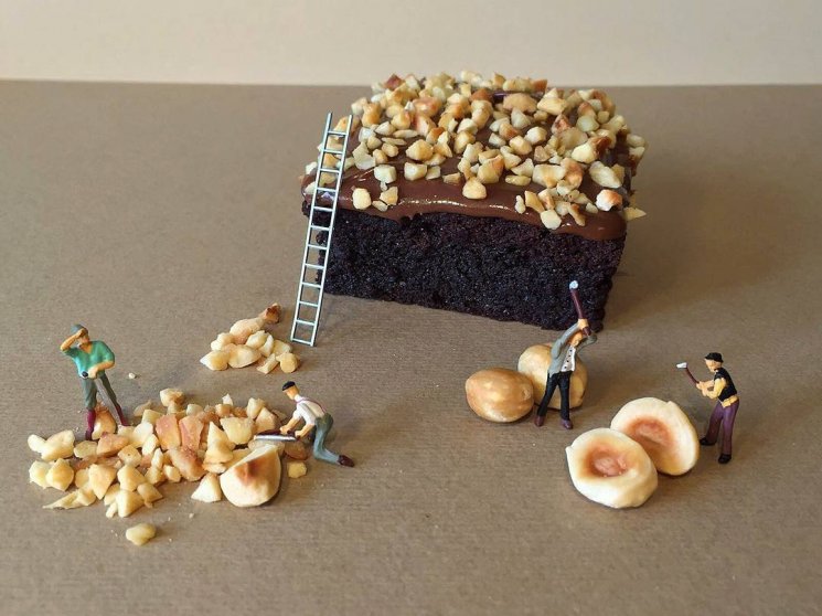 Dessert miniatur unik karya Matteo Stucchi. (Instagram/@idolcidigulliver)