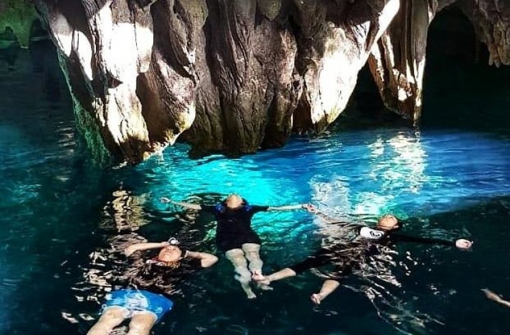 Gua Hawang di Pulau Kei Kecil, Maluku (instagram.com/tukang_jalan)