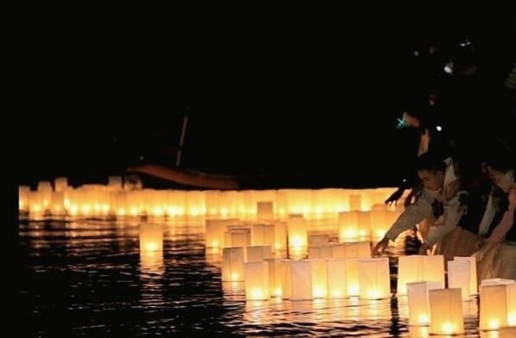 Water Lantern Festival Magelang (instagram.com/borobudurplus)