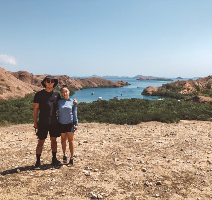 Potret liburan Nikita Willy dan Indra Priawan di NTB. (Instagram/@indpriw)