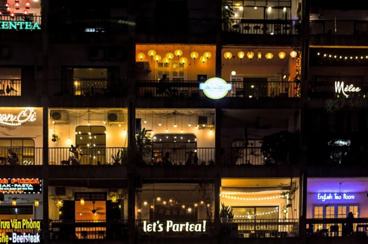 The Café Apartment (Living Asean)