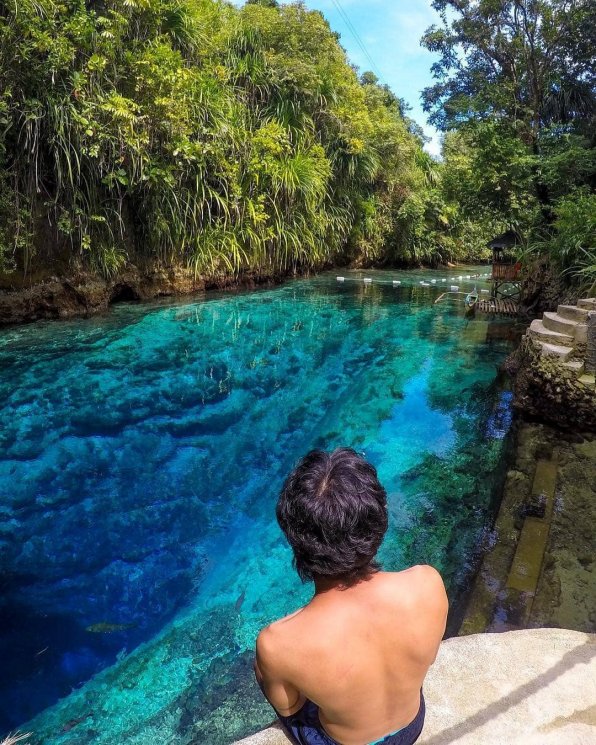 Sungai Hinatuan di Filipina. (Instagram/@the_philippines)