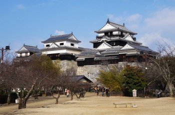 5 Tempat yang Wajib Dikunjungi di Kota Matsuyama Jepang