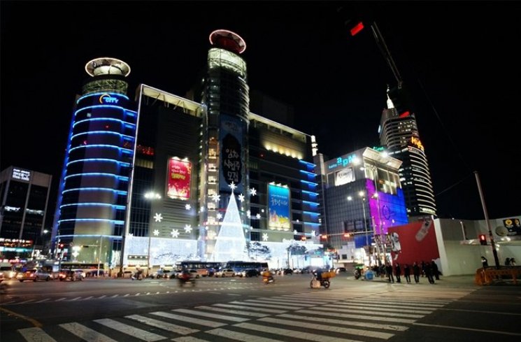 Kawasan Dongdaemun di Seoul (visitkorea.or.kr)