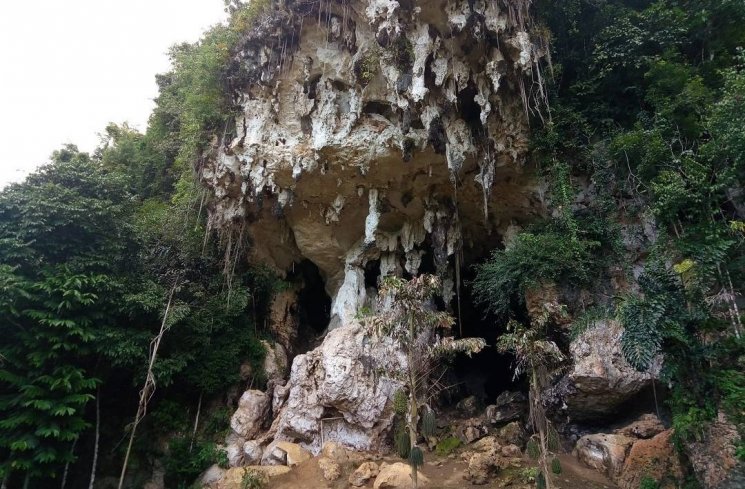 Gua Liang Bangkai (instagram.com/liangbangkai)