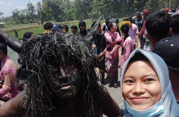 Perayaan Festival Kebo-keboan di Banyuwangi. (Instagram/@p.nia)
