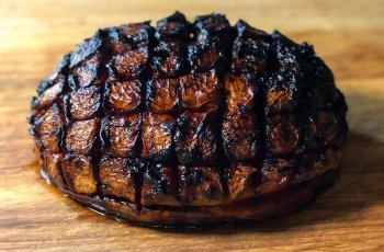 Tampilan Ala Steak, Kuliner Ini Dibuat Dari Semangka Panggang