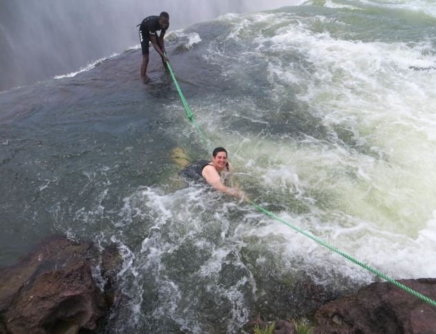 Devil's Pool Victoria Fall (Atlas Obscura Commons Hayns)