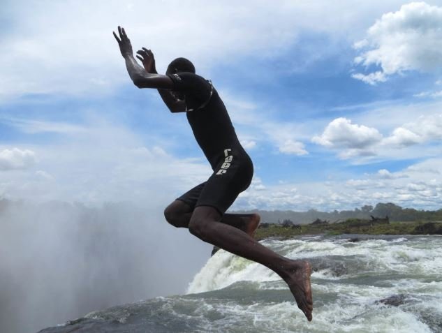 Devil's Pool Victoria Fall (Atlas Obscura Commons Hayns)