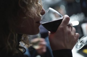 Mencecap Kesegaran Hakiki Mysterium, Wine Bawah Laut di Kroasia