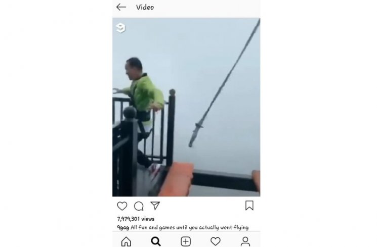 Cetak Layar Tali Pengaman Wisata Ekstrem Putus (instagram.com/9gag)