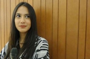 Pevita Pearce ke Jepang Bareng Ariel NOAH? Ini Faktanya