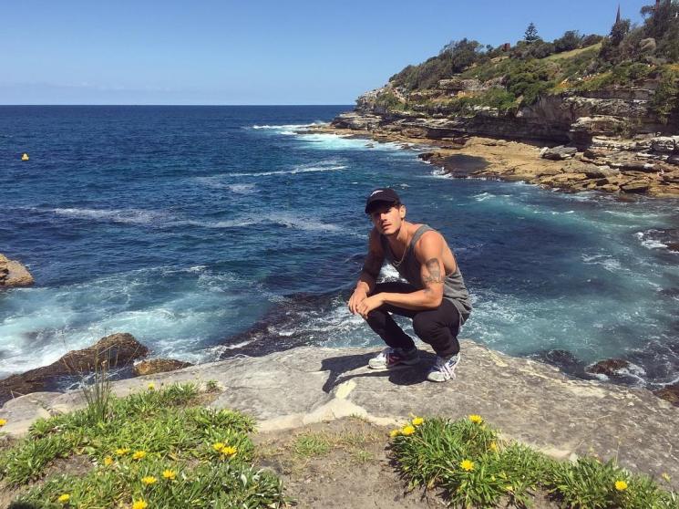 Foto liburan Diego Barrueco, model asal Spanyol. (Instagram/@diegobarrueco)