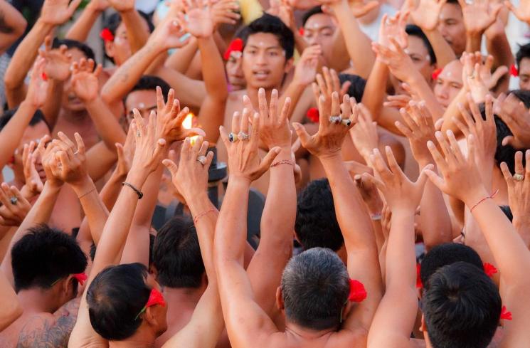 Pertunjukan Tari Kecak di Uluwatu (Pixabay/z0man)