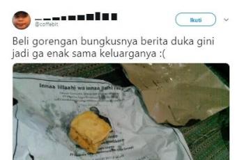 Aneka bungkus gorengan kocak. (Twitter/@coffebit)