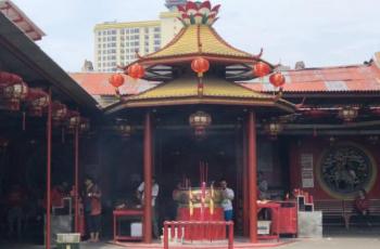 Mengintip Jejak Peradaban Cina di Klenteng Dharma Bakti Jakarta