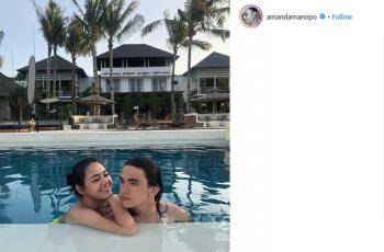 Foto mesra Amanda Manopo dan kekasih di Bali. (Instagram/@amandamanopo)