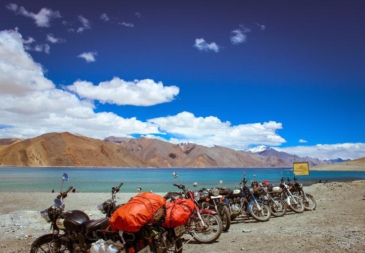 Danau Pangong Tso di India. (Unsplash/Vamshi Vangapally)