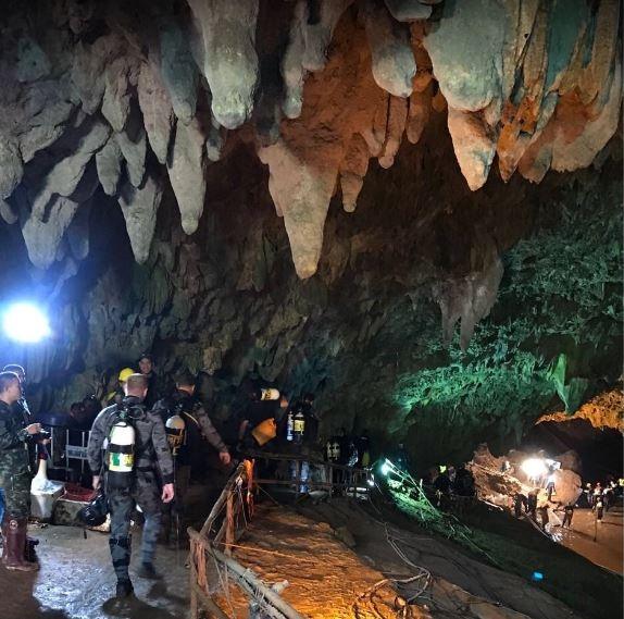 Gua Thailand Tempat Klub Sepak Bola Terjebak (Google Maps)