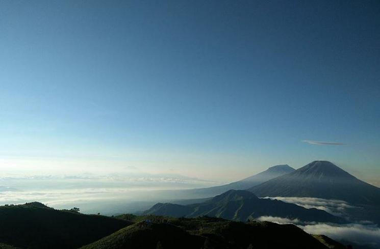 Gunung Prau (Wikimedia Tritanto)