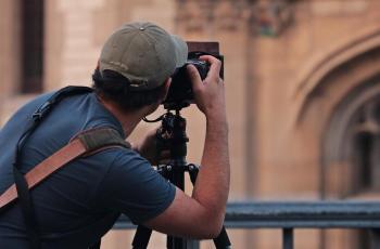 Lowongan Kerja Fotografer, Gaji 1 Miliar, Ini Syaratnya