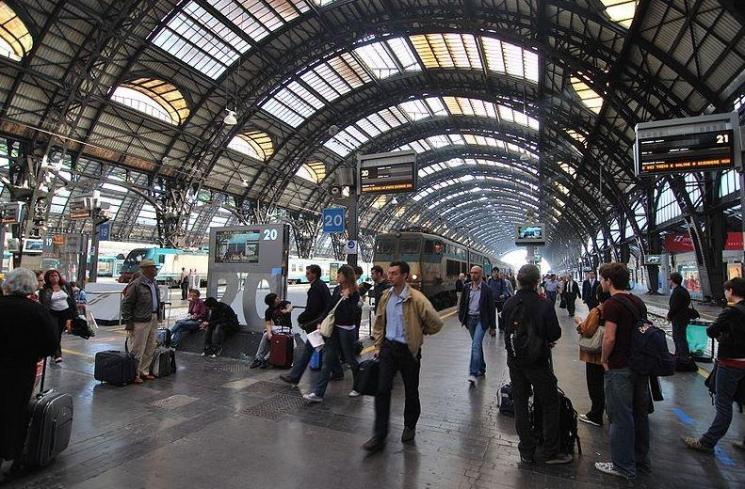 Stazione di Milano (Wikimedia Chensiyuan)