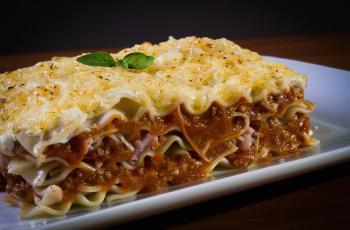 Ada-Ada Saja, Lasagna Ini Diklaim Bisa Tebak Jenis Kelamin Bayi