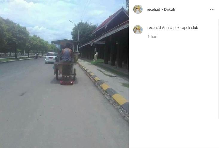 Pedagang Kaki Lima, dorong gerobak pakai runwheel. (Instagram/@receh.id)