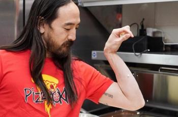Sukses Jualan Pizza, DJ Steve Aoki Siap Buka Cabang Baru Pizzaoki