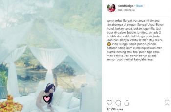 Gaya liburan Sandra Olga. (Instagram/@sandraolga)