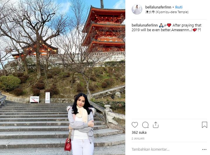 Gaya liburan Bella Luna. (Instagram/@bellalunaferlinn)