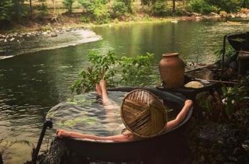 4 Resort Untuk Nikmati Kawa Bath, Sensasi Mandi di Atas Wajan Bak Dimasak