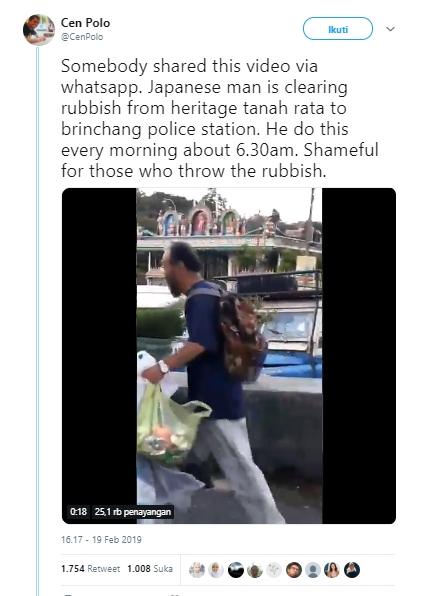 Aksi turis Jepang bersihkan sampah di Cameron Highlands, Malaysia. (Twitter/CenPolo)