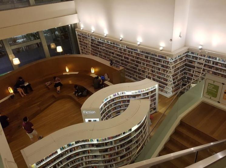 library@orchard, Perpustakaan di Dalam Mall (Google Maps)