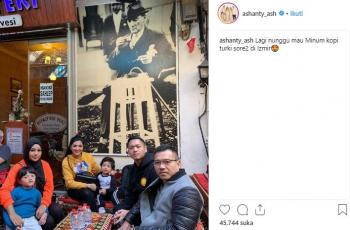 Ulang tahun, Anang Hermasnyah boyong keluarga liburan ke Turki. (Instagram/@ashanty_ash)