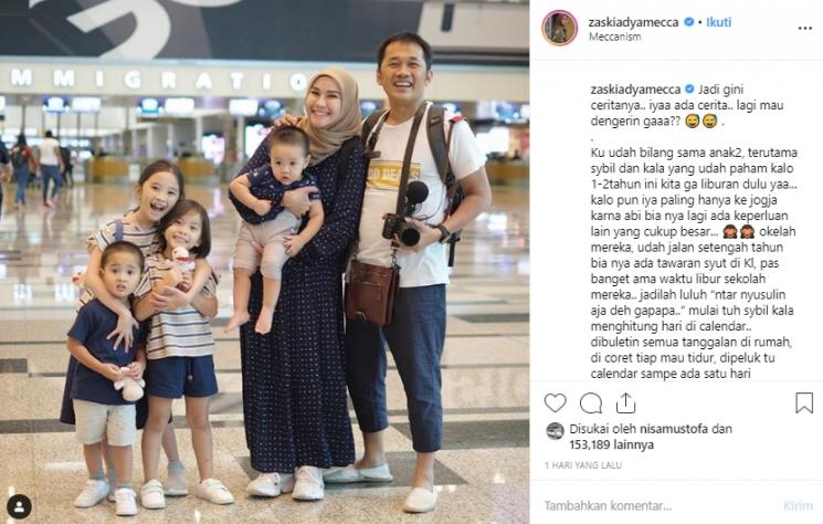 Zaskia Adya Mecca dan keluarga liburan ke Malaysia. (Instagram/@zaskiaadyamecca)