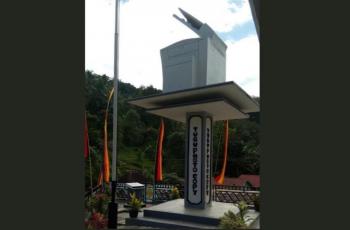 Viral Tugu Photocopy di Sumatra Barat (twitter.com/ririnyz)