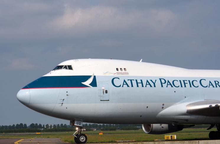 Pesawat milik maskapai Cathay Pacific. (Pixabay/WikimediaImages)