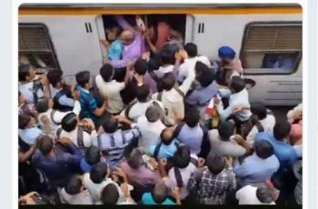 Situasi Komuter di India (twitter.com/BilqisSidiqia)