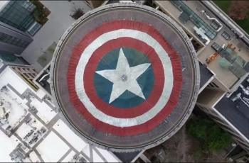 Demam Avengers: Endgame, Ada Tameng Raksasa Captain America di Gedung MIT