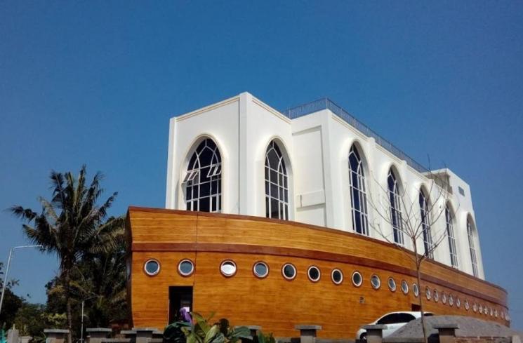 Masjid dengan arsitektur unik (Google Maps)