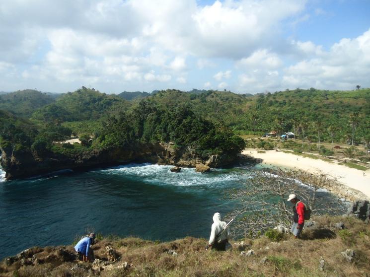 Jelajah Pantai Selatan. (ngalam.co)